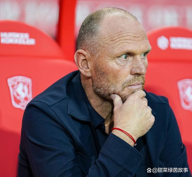 九游棋牌 -关于今夜西甲焦点战，埃因霍温状态回暖，底气十足，年轻球员得到机会的信息