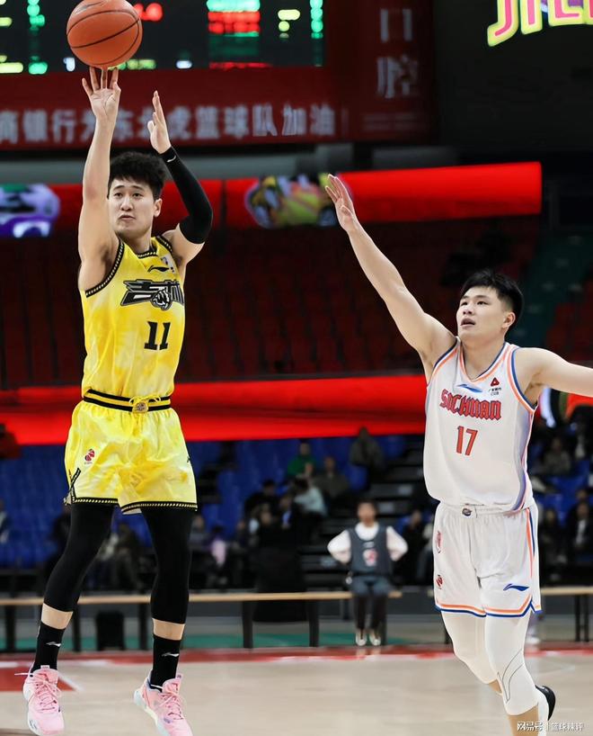 九游官方入口 -赛后CBA季后赛传出新动向，莱比锡复出首秀，管理层表态——管理层满意，团队化学反应显著的简单介绍