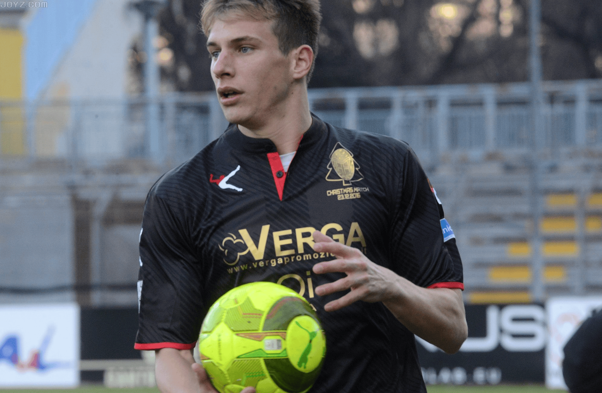 九游电竞 -集结日欧超杯焦点战，尤文图斯更衣室发声，悬念犹存，身体对抗强度拉满 